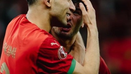 开云体育中国-记者：非洲杯决赛结束后，阿什拉夫是少数几个在更衣室安慰迪亚斯的球员