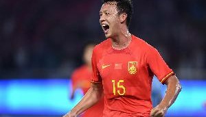 东体：不出意外的话，久尔大概率以高天意、塞鸟为主搭建进攻体系