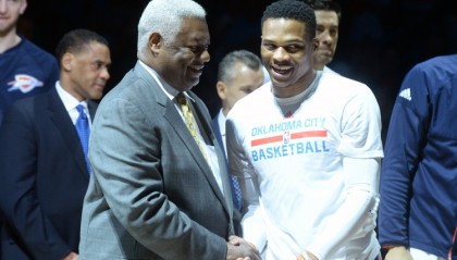 开云体育入口-历史控卫得分榜：威少26711分超越大O居首 库里保罗分列三四