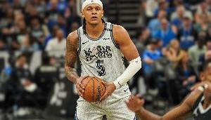 开云体育在线-本月至今班凯罗场均30.2分7.7板4.3助 30+场次仅次于SGA&amp;东契奇